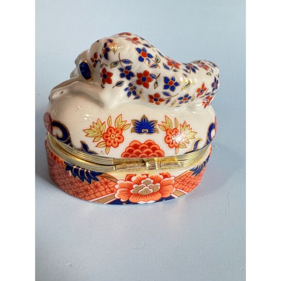 Andrea By Sadek Imari Style Dog Trinket Box 3 1/2" - Picture 3 of 6